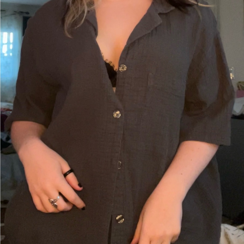 Gray Button Up, Size Large